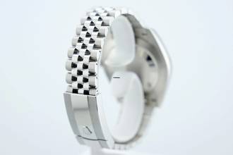 Thumbnail von Rolex Datejust 41 Wimbledon Dial Jubilee - Unworn - With Box And Papers - 126300 2022