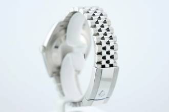 Thumbnail von Rolex Datejust 41 Wimbledon Dial Jubilee - Unworn - With Box And Papers - 126300 2022