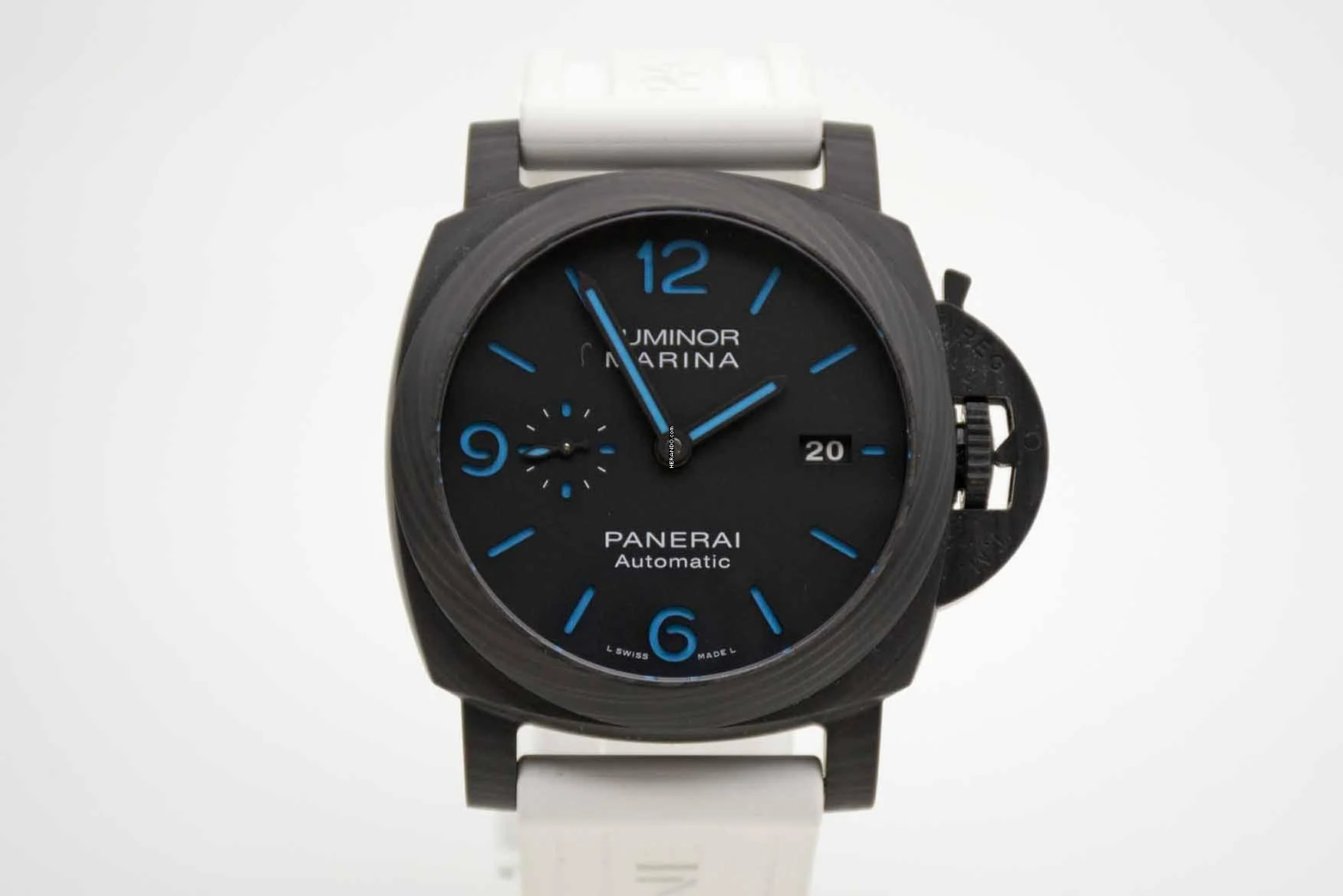  Panerai Luminor Marina Carbotech 44 mm PAM01661 