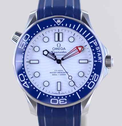  Omega Seamaster Diver 300 M Co-Axial Master Chronometer 42mm Americas Cup B+P 