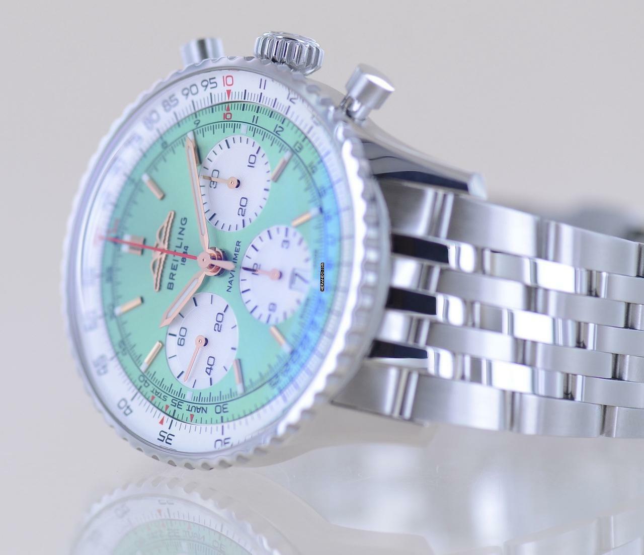 Thumbnail von Breitling Navitimer 1 B01 Chronograph 41mm B01 mint green Stahl Pilotband B+P
