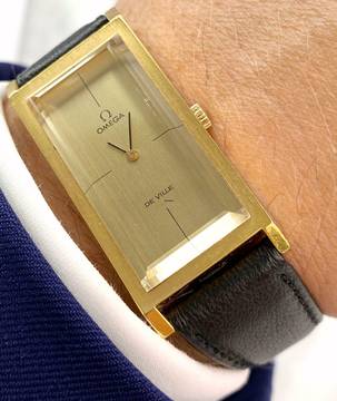  Omega De Ville Tank De Ville Vintage 21 x 46mm 