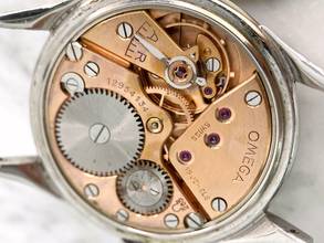 Thumbnail von Omega Classic Beautiful Vintage 35mm Unrestored Black Chocolate GILT Dial 2605 2605