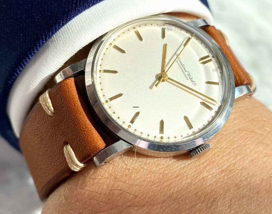  IWC Vintage Bauhaus Design 35mm Steel Handwinding 
