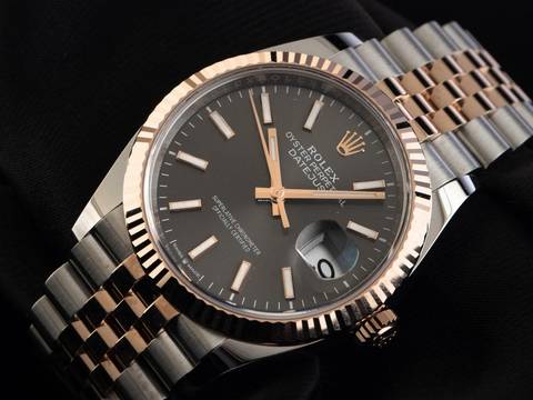  Rolex Datejust 36 Ref.126231 2025 Full Set Ungetragen 