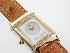 Thumbnail von Jaeger-LeCoultre Reverso Duetto 18 Karat Gelbgold Reverso Duetto Handaufzug Damenuhr mit Faltschließe und Straussenband 18 Karat Gelbgold Reverso Duetto Handaufzug Damenuhr