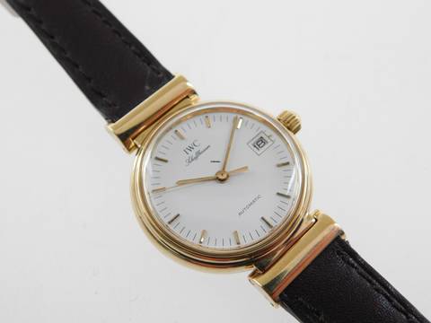  IWC Da Vinci 4450 massiv 18 Karat Gelbgold Damenuhr Automatik 27 mm im Top Zustand mit original 18 Karat Schließe wie Neu 