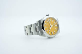 Thumbnail von Rolex Oyster Perpetual 41 Yellow Dial - With Box And Papers - 124300 2021