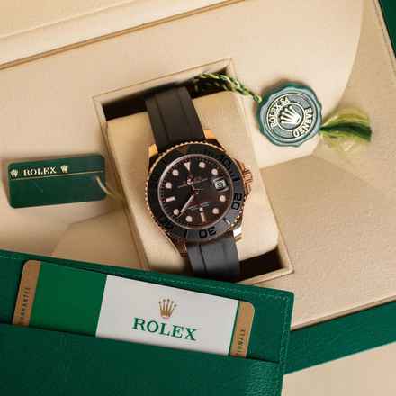  Rolex Yacht-Master 37 Full Set Mint Condition 