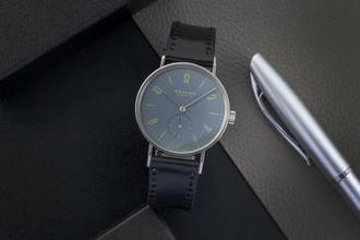 Thumbnail von NOMOS Tangente Super 30 Hausmausgrau Stahl Handaufzug Limited B&P 2005