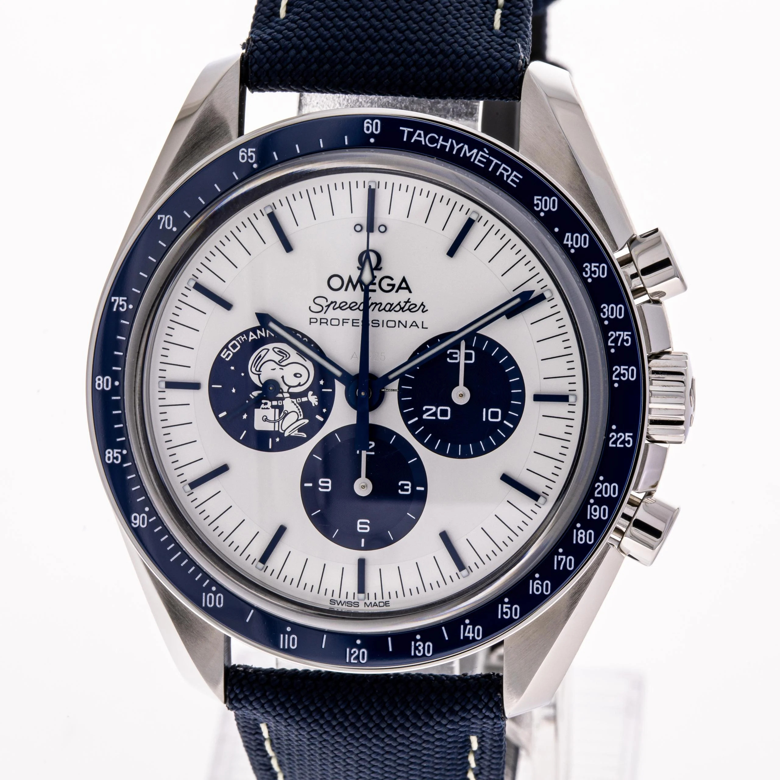 Omega Speedmaster Professional Moonwatch 50th 'Silver Snoopy Award' – 310.32.42.50.02.001 – NEW & Unworn – 08/2025 Full