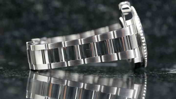  Rolex GMT-Master II Batman Oyster - like New - Fullset - 05/2021 