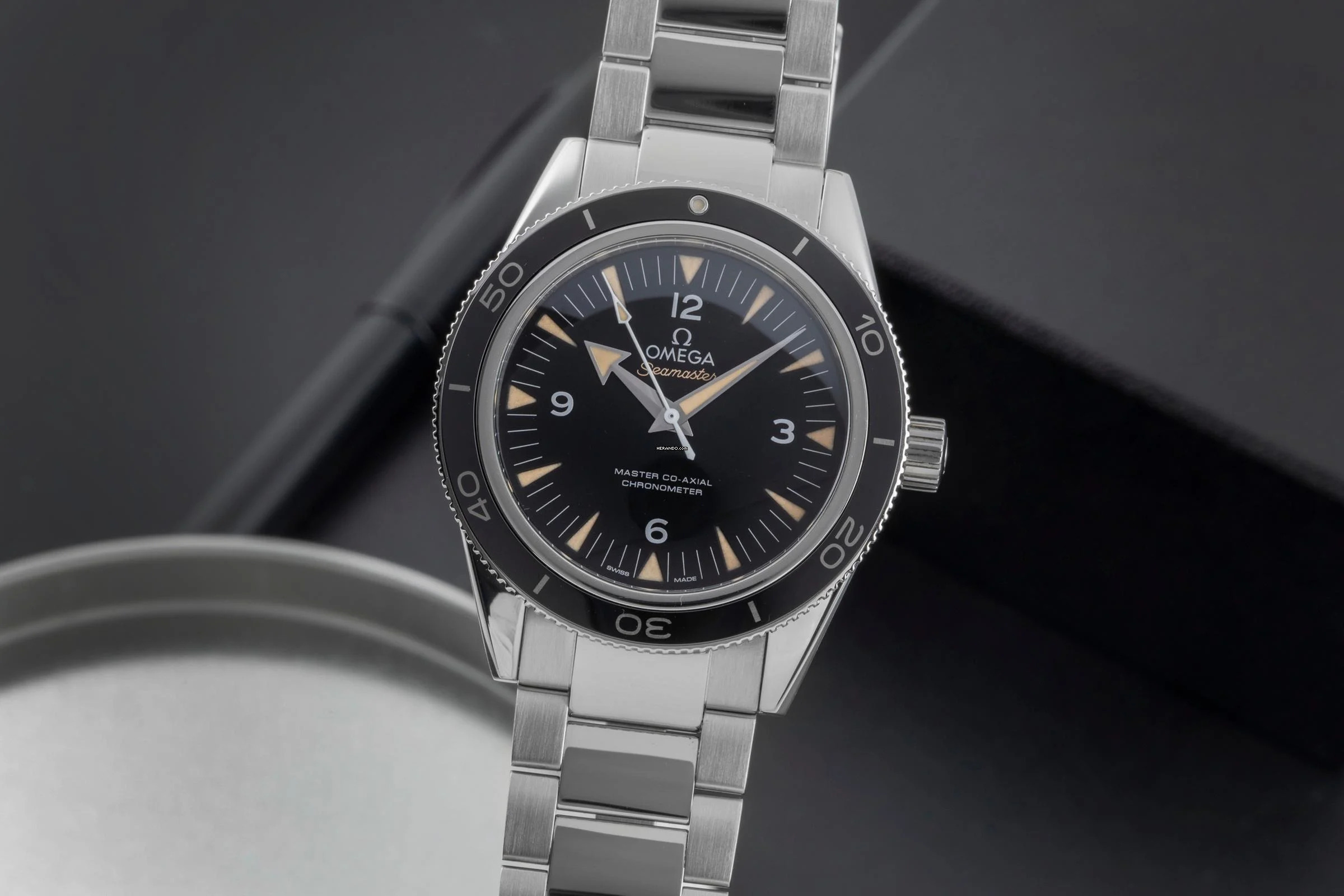 Omega Seamaster 300 Edelstahl Automatik Ref. 233.30.41.21.01.001 B&P 2015