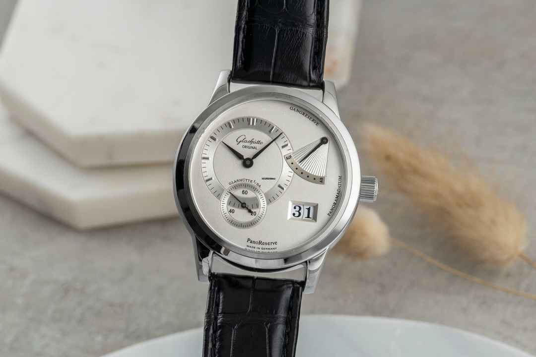  Glashütte Original PanoReserve Edelstahl Handaufzug Herrenuhr Ref. 65-01-02-02-04 B&P 