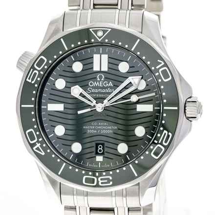  Omega Seamaster Diver 300 M 42 Green – 210.30.42.20.10.001 – NEW & Unworn – 11/2025 