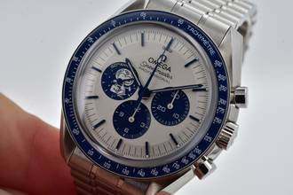 Thumbnail von Omega Speedmaster Professional Moonwatch Silver Snoopy Award 50th Anniversary 31032425002001