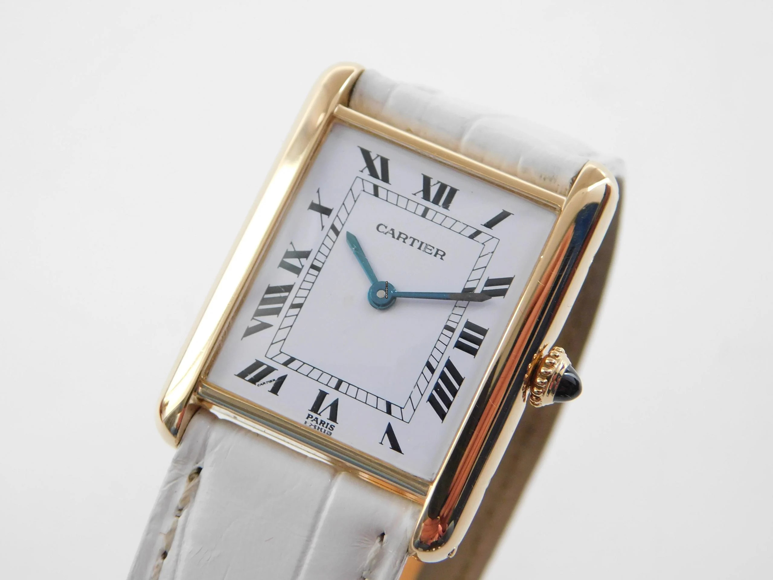  Cartier Tank Louis Cartier 18 Karat Mid Size mit original Paris Zifferblatt Super Rare Original Cartier Krokoband und Faltschließe 23,5 x 30mm 