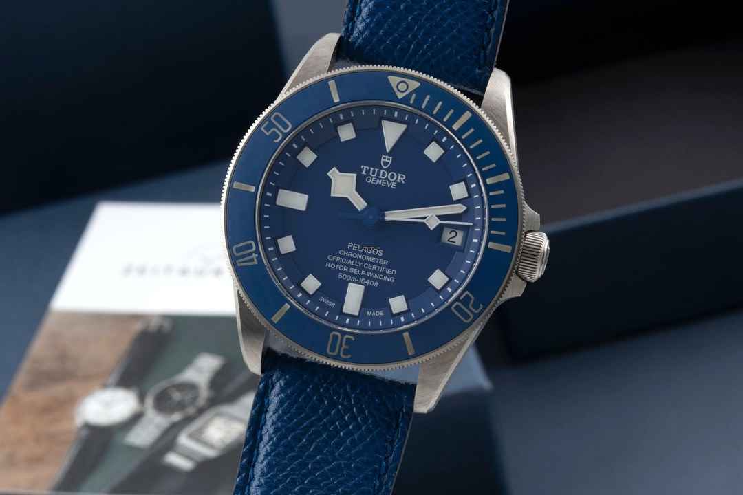  Tudor Pelagos Titan Automatik Herrenuhr Ref. M25600TB-0001 Papiere 2022 