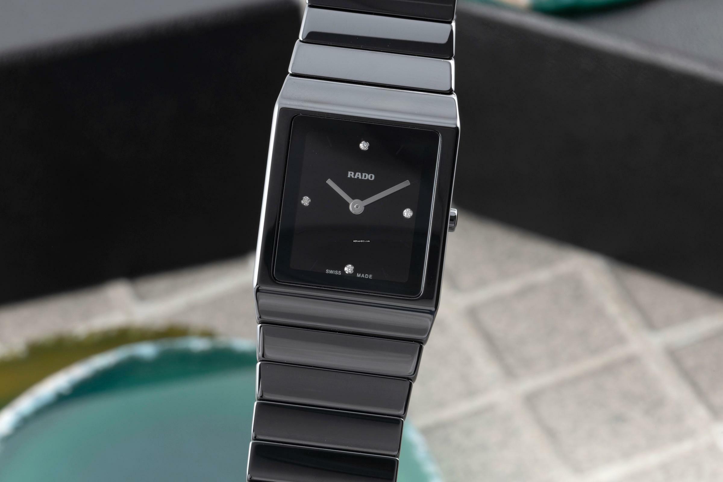  Rado Ceramica Diastar Ceramica Keramik / Titan Quarz Damenuhr Ref. R21702702 B&amp;P 2023 