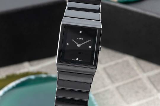  Rado Ceramica Diastar Ceramica Keramik / Titan Quarz Damenuhr Ref. R21702702 B&amp;P 2023 