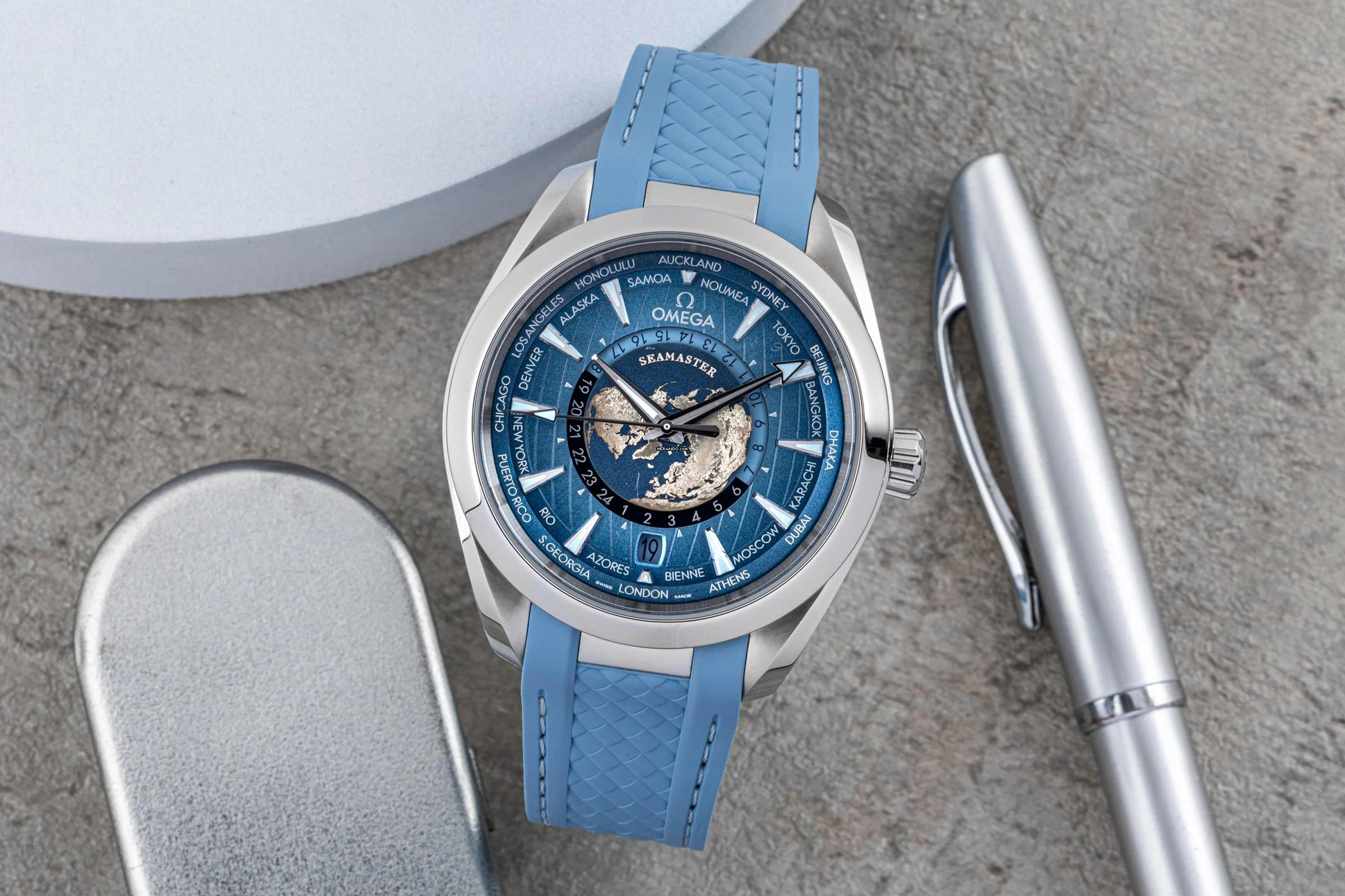 Omega Seamaster Aqua Terra Worldtimer Stahl Automatik Herrenuhr Ref 220.12.43.22.03.002 Box & Papiere