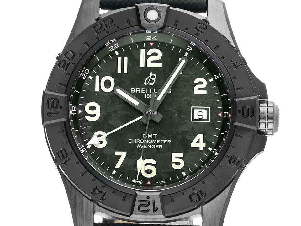  Breitling Avenger GMT Night Mission Ref.S32320101B1X1 2025 Full Set Ungetragen 