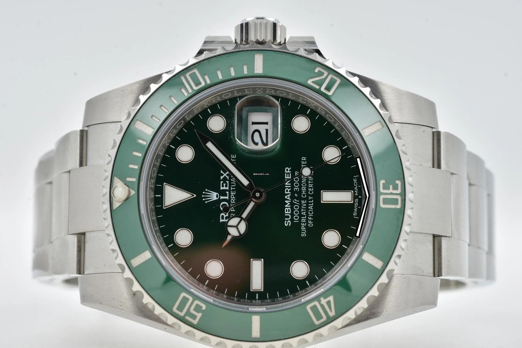 Rolex Submariner Date 116610LV green Hulk LC100