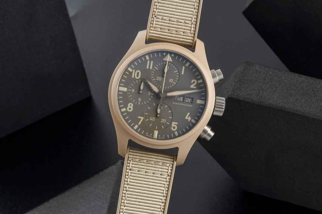  IWC Fliegeruhr Chronograph Top Gun Pilots Watch Chronograph 41 TOP GUN Mojave Desert Ref. IW389402 Papiere 