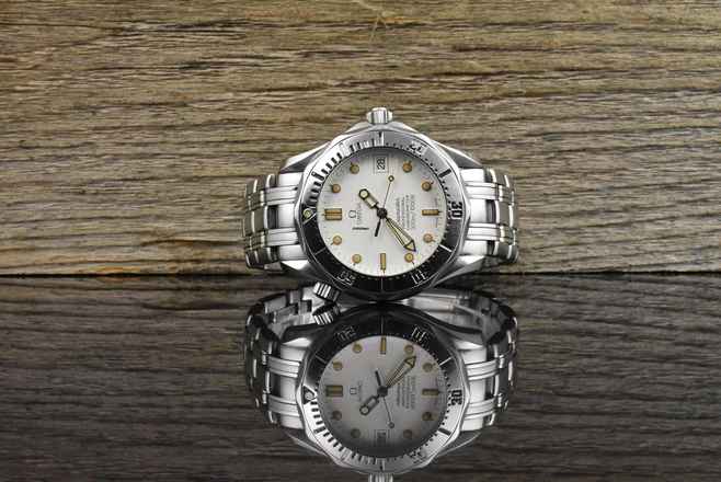  Omega Seamaster Diver 300 M Professional 300M Automatic White Wave Tritium Dial 25522000 Vintage 1986 