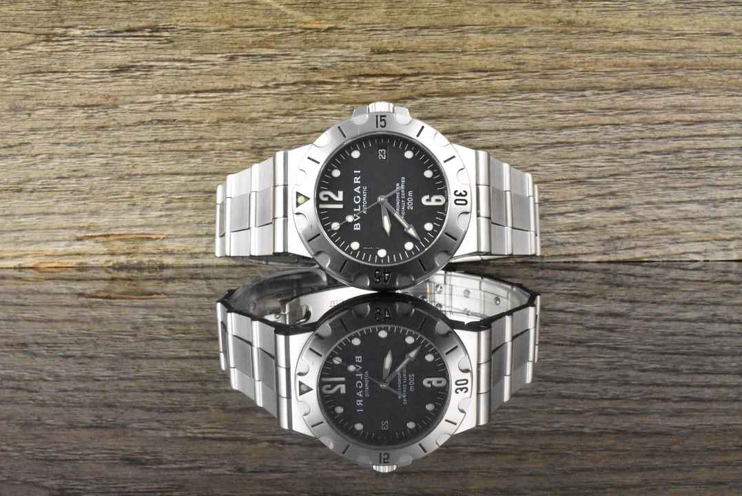  Bulgari Diagono Scuba SD38S Black Dial Automatic Full Set 1997 