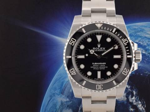  Rolex Submariner (No Date) 114060 Like New 2016 Full Set. Ita 