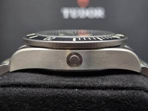 Thumbnail von Tudor Pelagos LHD M25610TNL-0001 Titanium 500M Chronometer + Complimentary strap Unworn/New Condition Full Set 1-2026