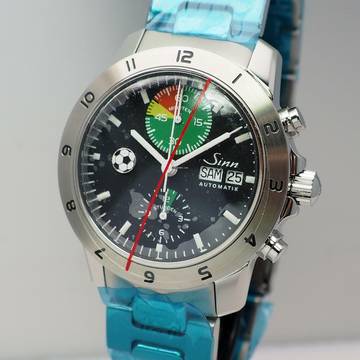  Sinn Chronograph 103 303 Fußball Football Edition Stahl Box und Papiere NEU/ungetragen NOS +Full Set 