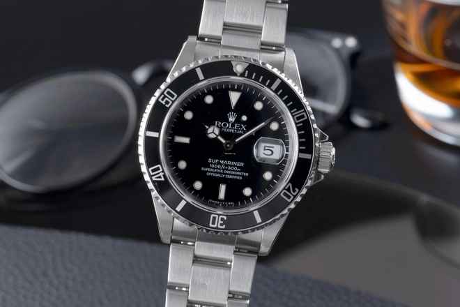  Rolex Submariner Date 40 Stahl Automatik Herrenuhr Ref. 16610 T-Serie 