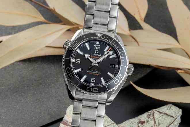  Omega Seamaster Planet Ocean Stahl Automatik Herrenuhr 215.30.40.20.01.001 B&P 