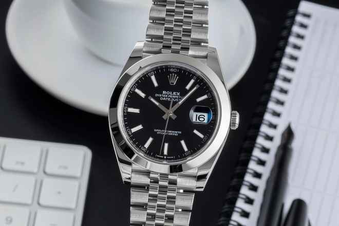  Rolex Datejust 41 Black Dial Edelstahl Automatik Herrenuhr Ref. 126300 B&P 2019 