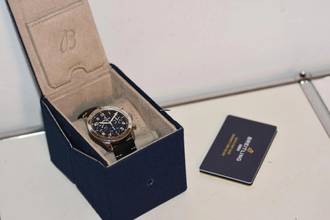 Thumbnail von Breitling Classic AVI Chronograph A233803A1B1X1
