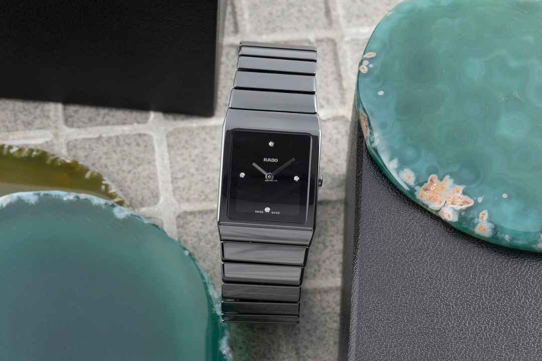  Rado Ceramica Diastar Ceramica Keramik / Titan Quarz Damenuhr Ref. R21702702 B&P 2023 