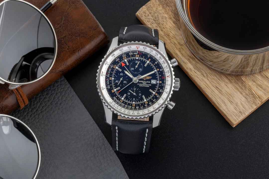  Breitling Navitimer World GMT Chronograph Automatik Ref. A24322 Klassiker B&P 