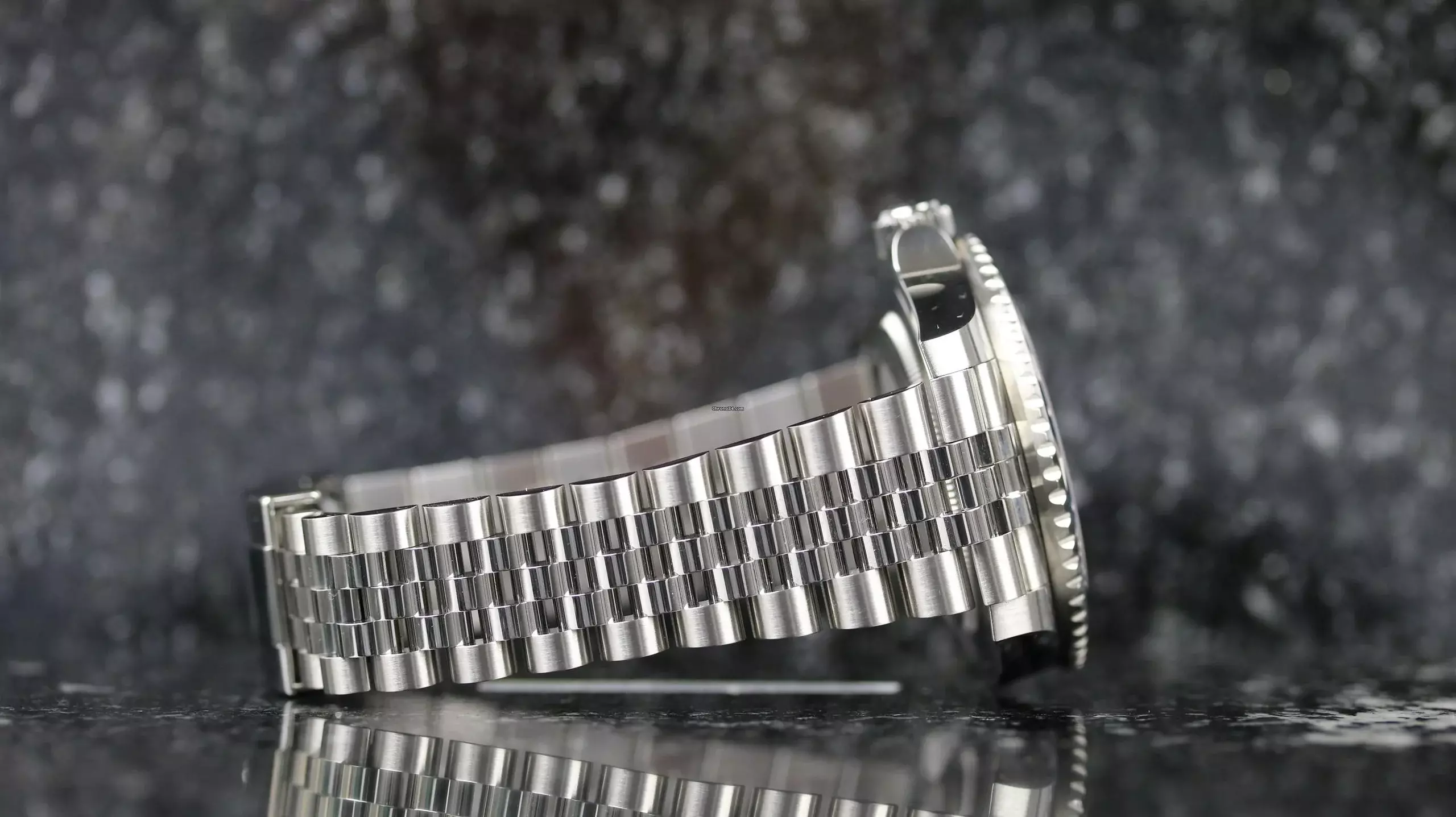 Rolex GMT-Master II Jubilee Pepsi - like New - Fullset - 02/2023