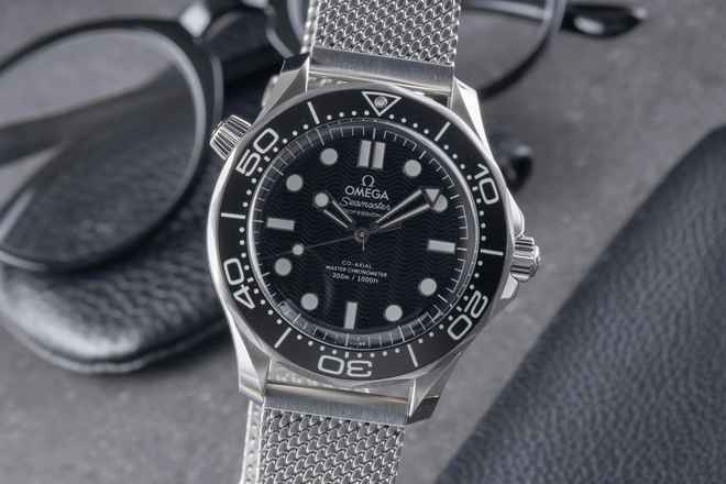  Omega Seamaster Diver 300 M Stahl Automatik Ref. 210.30.42.20.01.010 B&P 2025 