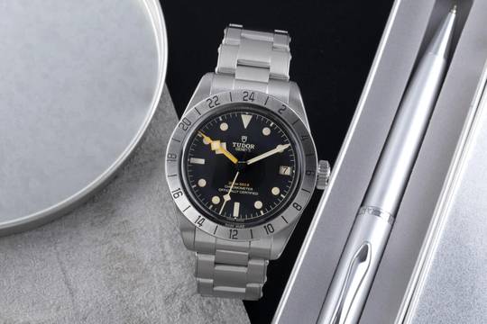  Tudor Black Bay Pro Edelstahl Automatik Herrenuhr Ref. M79470-0001 B&P 2022 