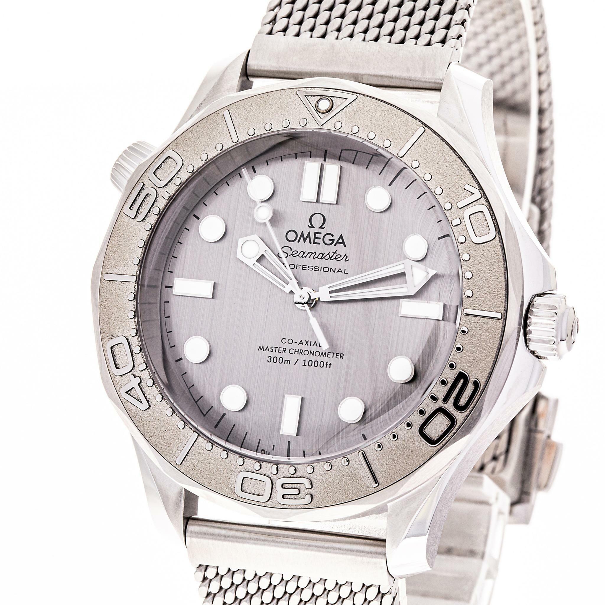 Omega Seamaster Diver 300 M 42 Grey Milanese – 210.32.42.20.06.002 – like NEW – 01/2025 Full Set