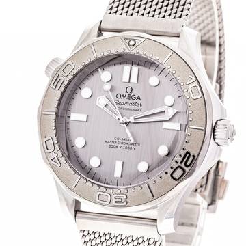  Omega Seamaster Diver 300 M 42 Grey Milanese – 210.32.42.20.06.002 – like NEW – 01/2025 Full Set 