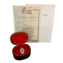 Thumbnail von Patek Philippe Nautilus 4700/3 Lady 27MM Factory diamonds dial and bezel gold 18KT TOP Condition