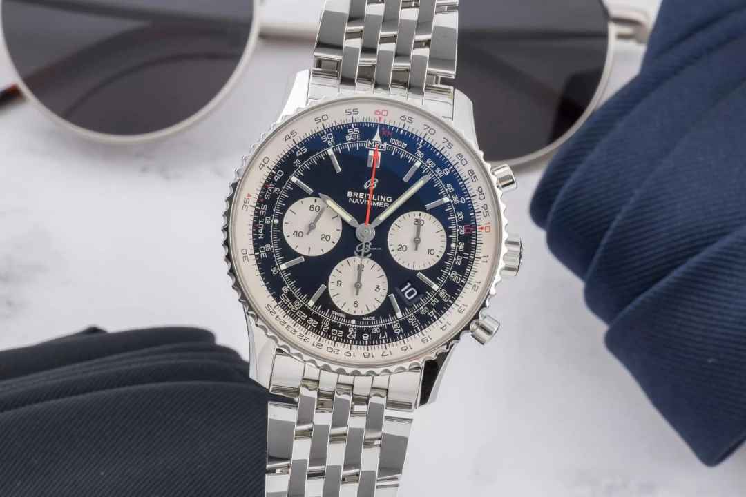  Breitling Navitimer 1 B01 Chronograph Automatik Herrenuhr AB0121211B1A1 