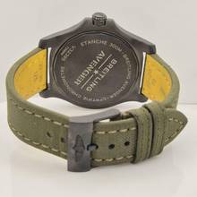 Thumbnail von Breitling Avenger Night Mission GMT DLC Titanium 45mm Automático Completo