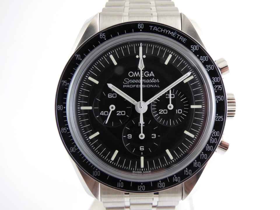  Omega Speedmaster Professional Moonwatch 31030425001002 