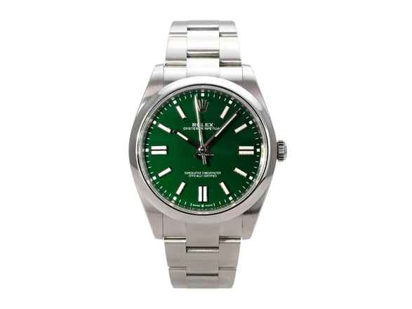  Rolex Oyster Perpetual 41 Ref. 124300 Green 