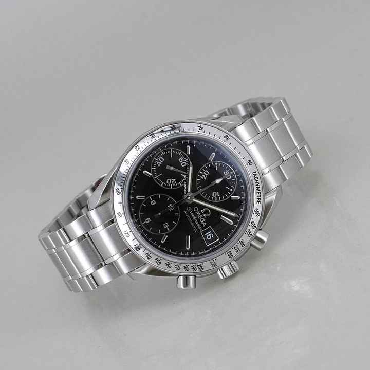  Omega Speedmaster Date Chronograph NOS Automatik Ø 39 mm Full Set ungetragen 